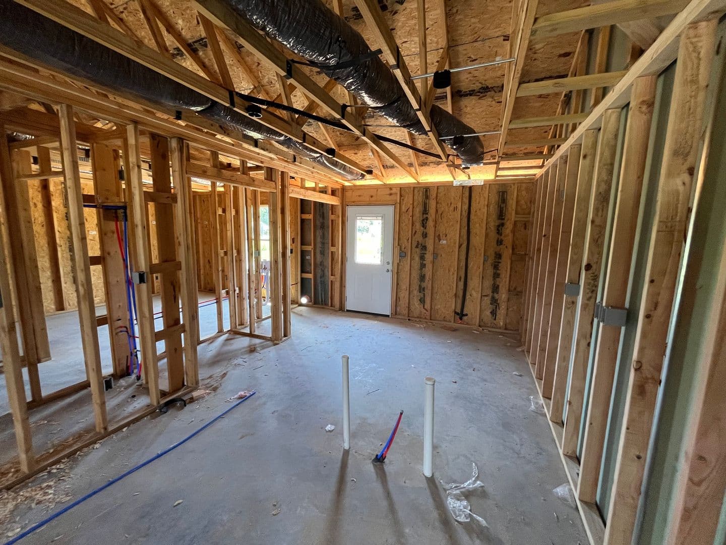 Sullivan Apartment: 211 North and South Road