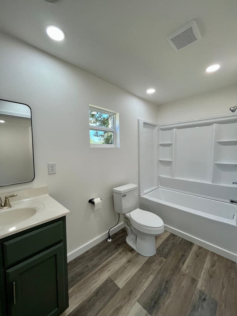 Sullivan House: 82 Koppelmann Lane