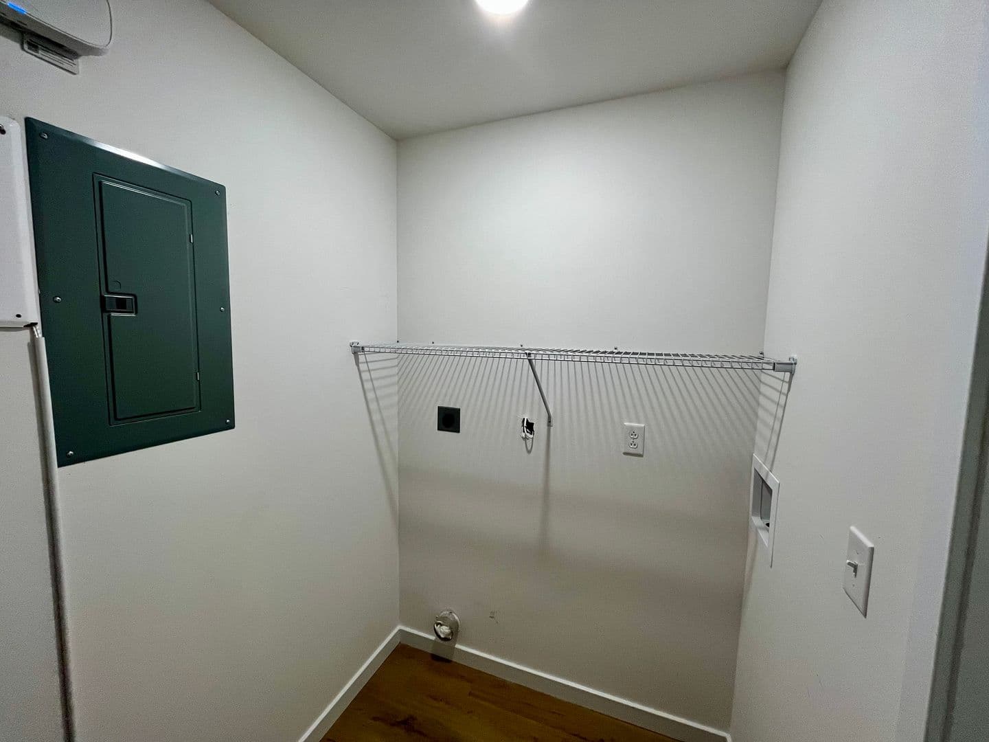Sullivan Apartment: Alice Street