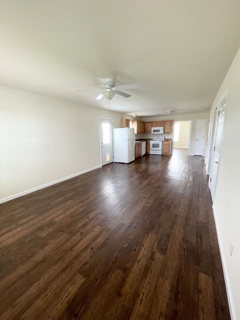 Sullivan House: 26 Patriot Drive