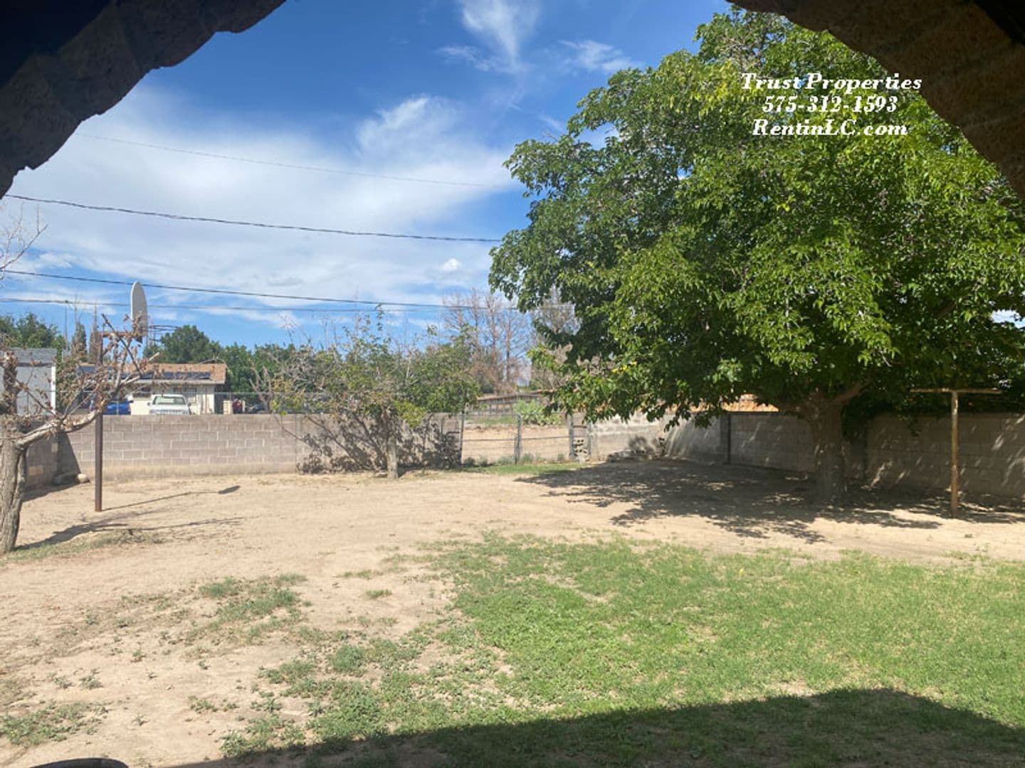 Las Cruces House: 1835 Paxton st