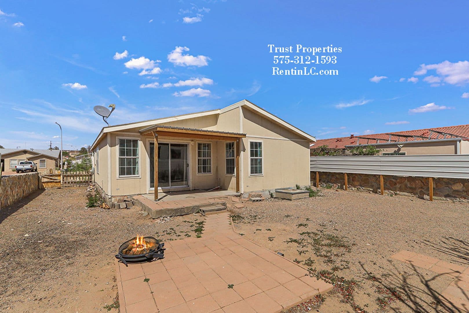 Las Cruces House: 2729 Ben Boldt Dr