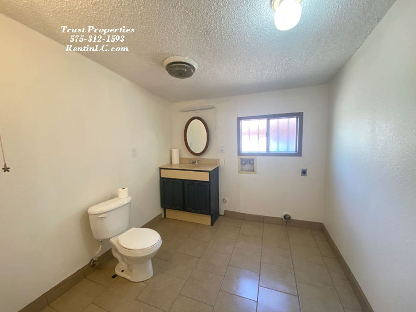Las Cruces House: 1835 Paxton st