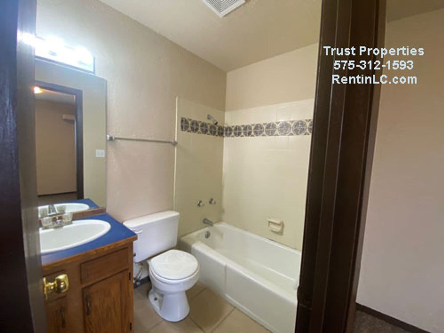 Las Cruces Apartment: 2145 Bex Dr
