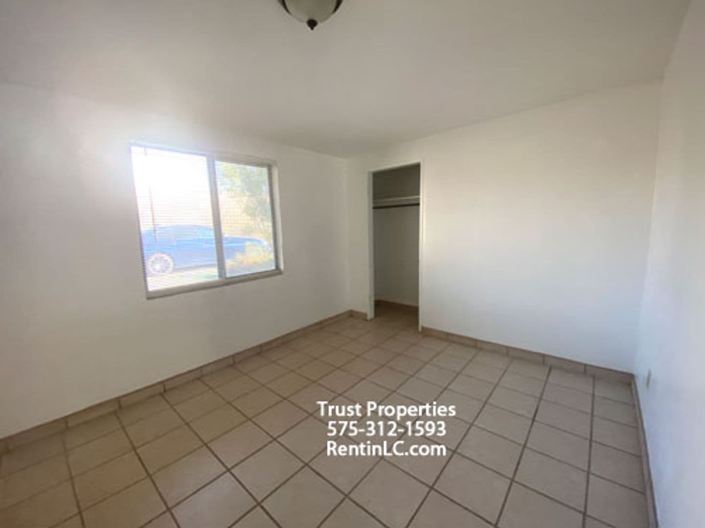 Las Cruces Apartment: Pittsburg