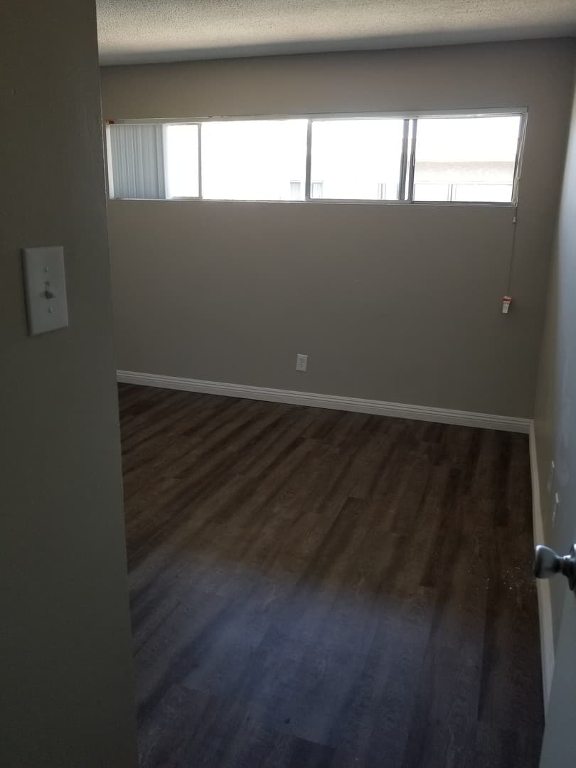 Lomita Apartment: 25822-25828 Walnut Street