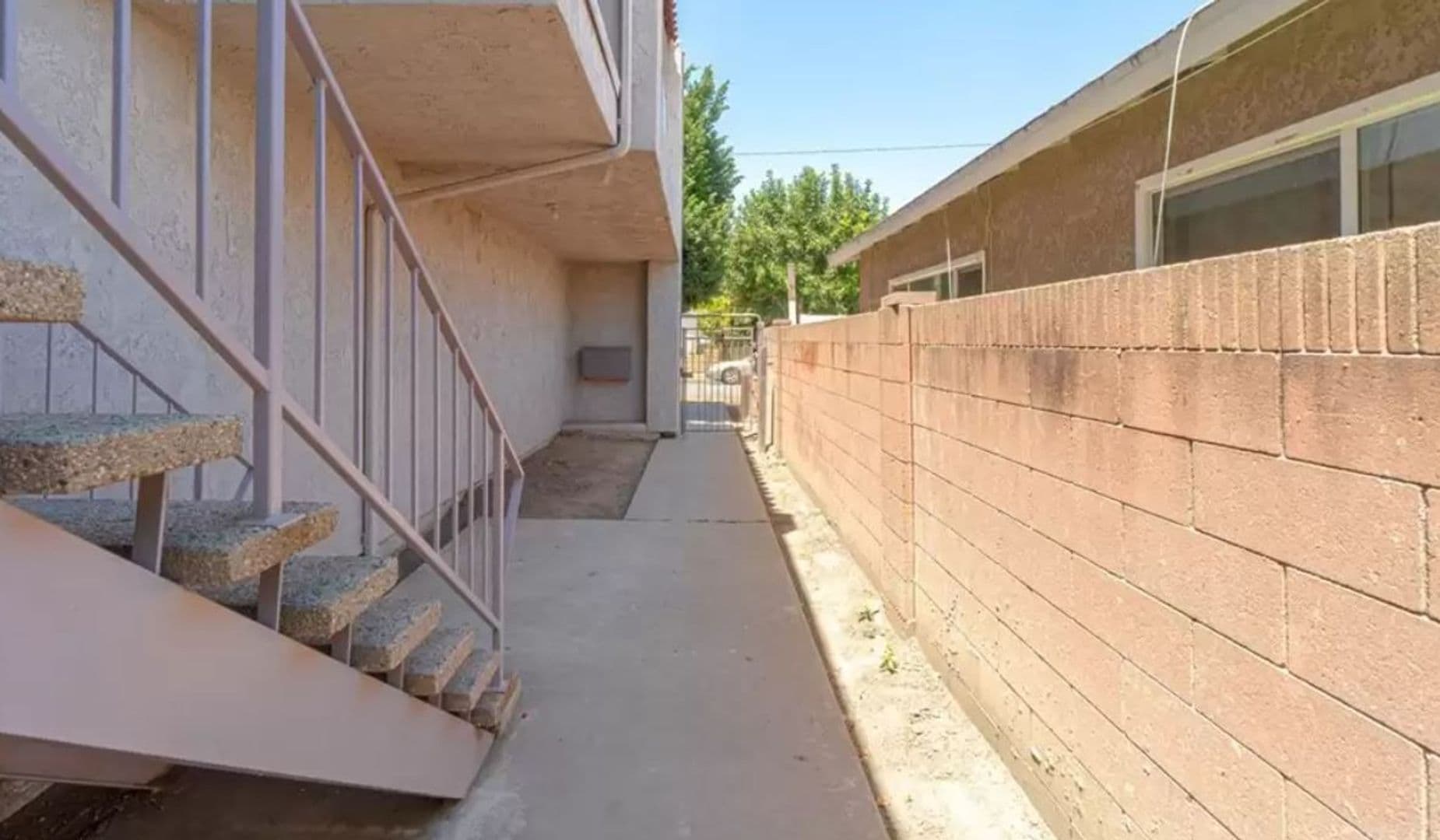 Hawaiian Gardens Apartment: 12120 215Th Street