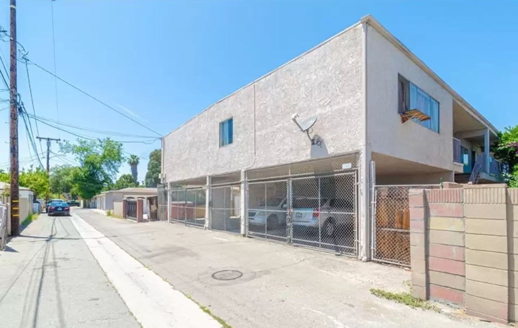 Hawaiian Gardens Apartment: 12120 215Th Street