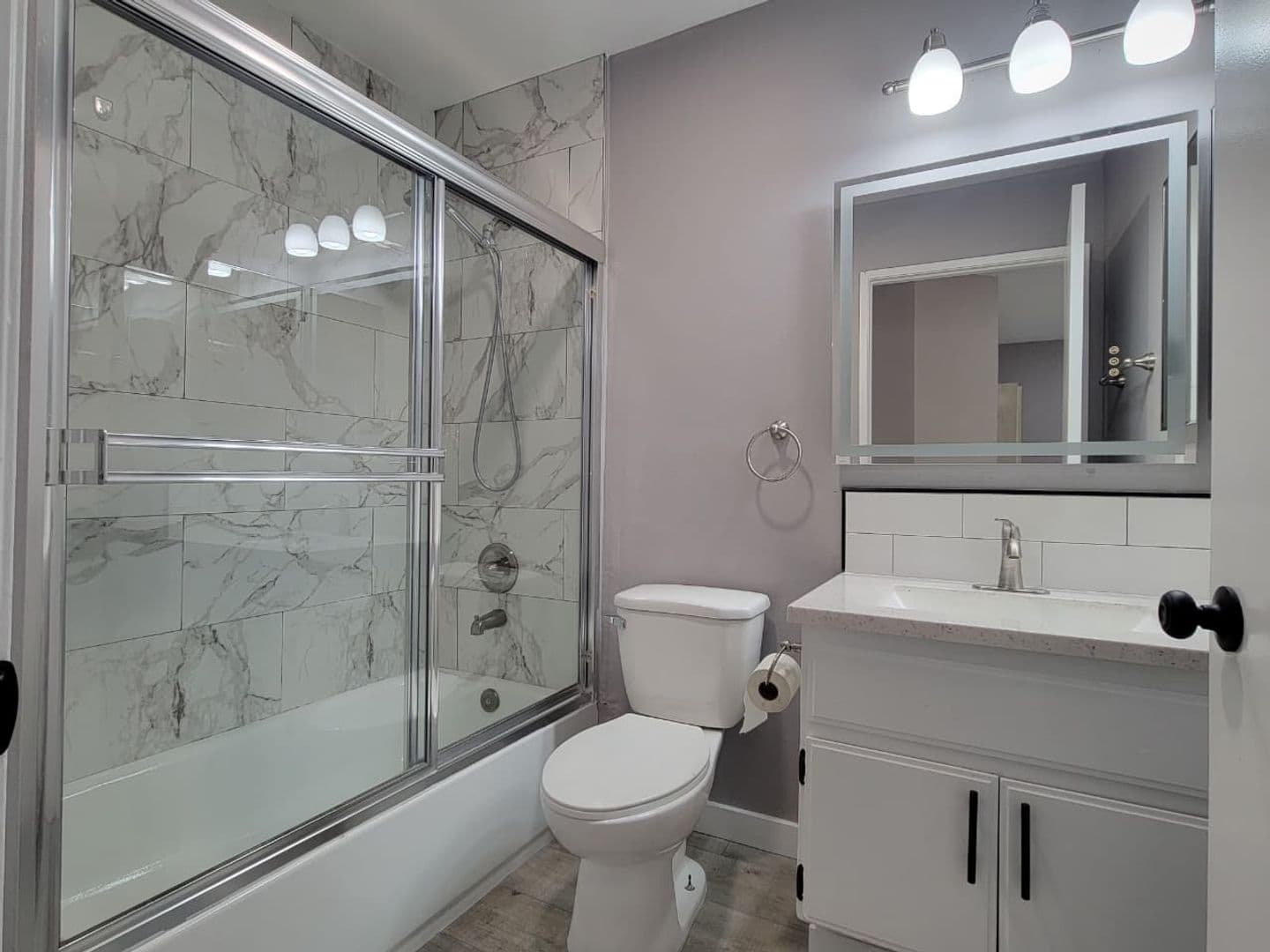 Los Angeles Apartment: 4311-4313 Toland Way
