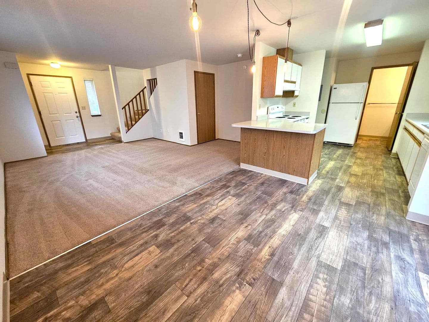 Auburn Apartment: 1110 18th St NE