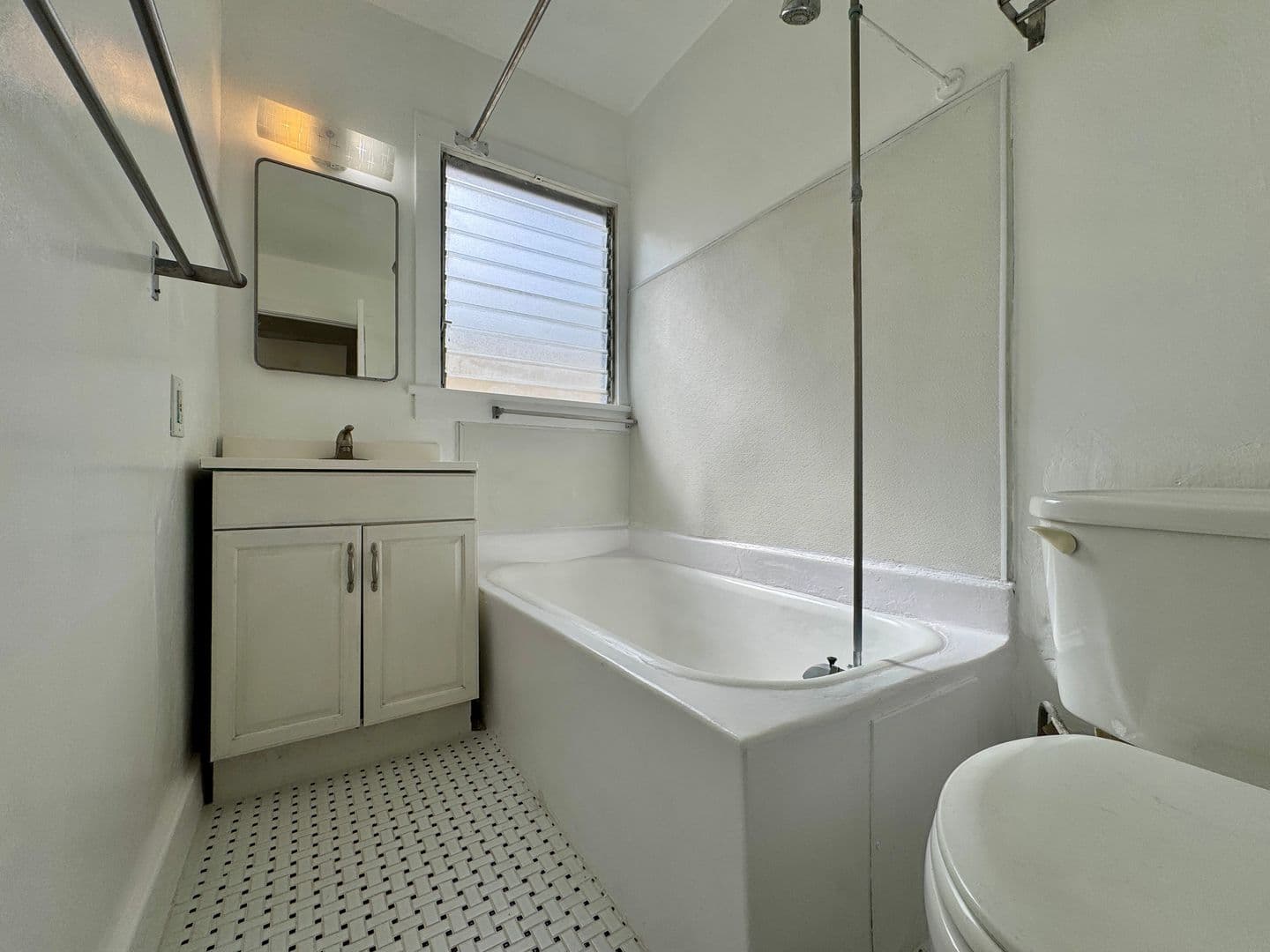 South Pasadena Apartment: 1712-1714 Gillette Crescent Dr.