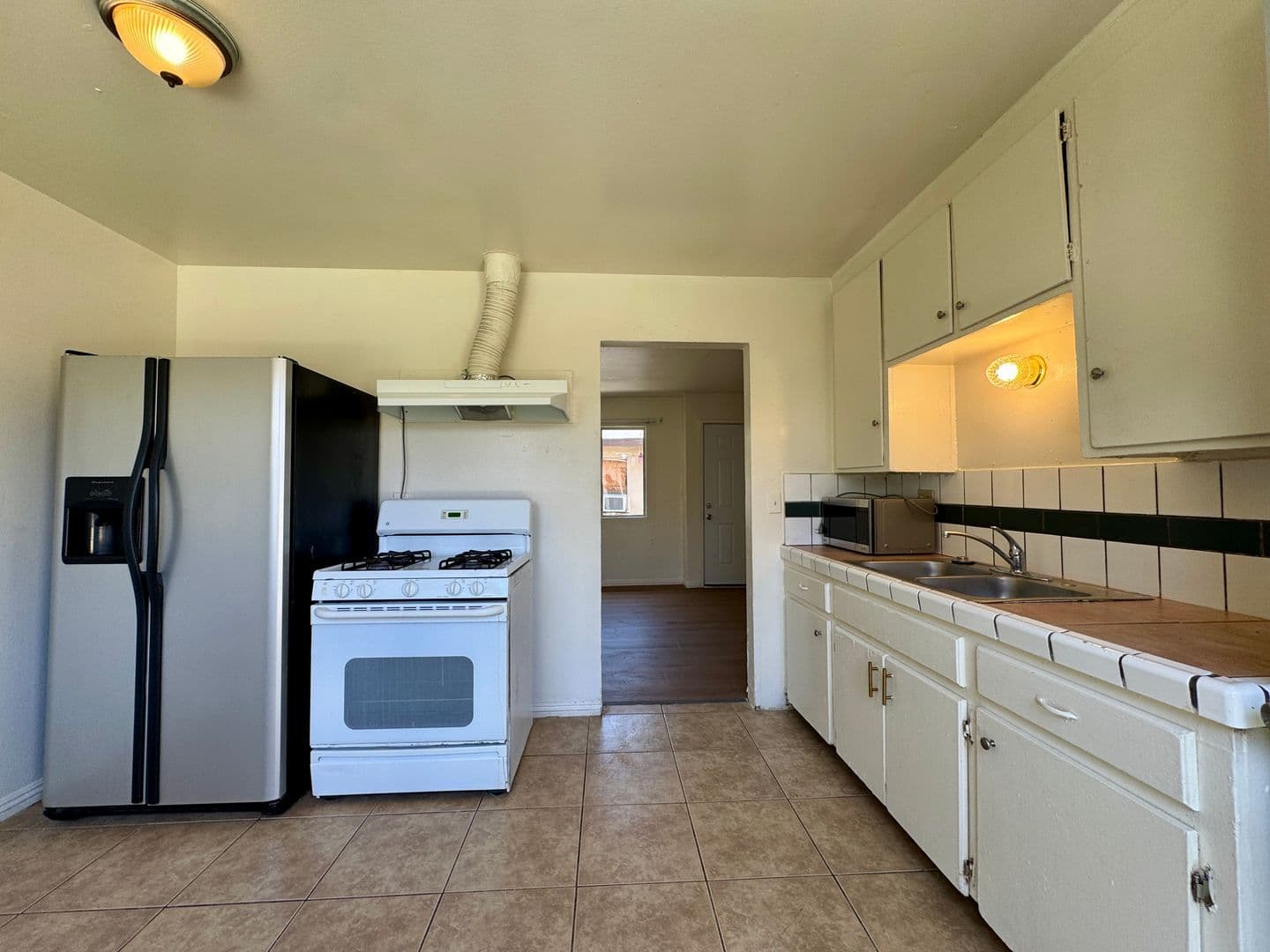 El Monte Apartment: 2717-2725 Maxson Road