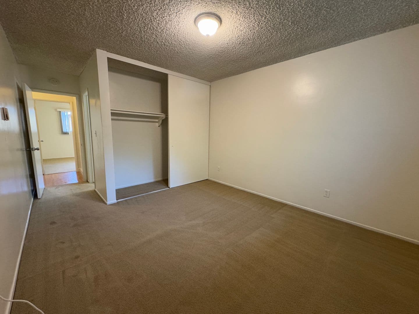 Sierra Madre Apartment: 157 Esperanza Ave.