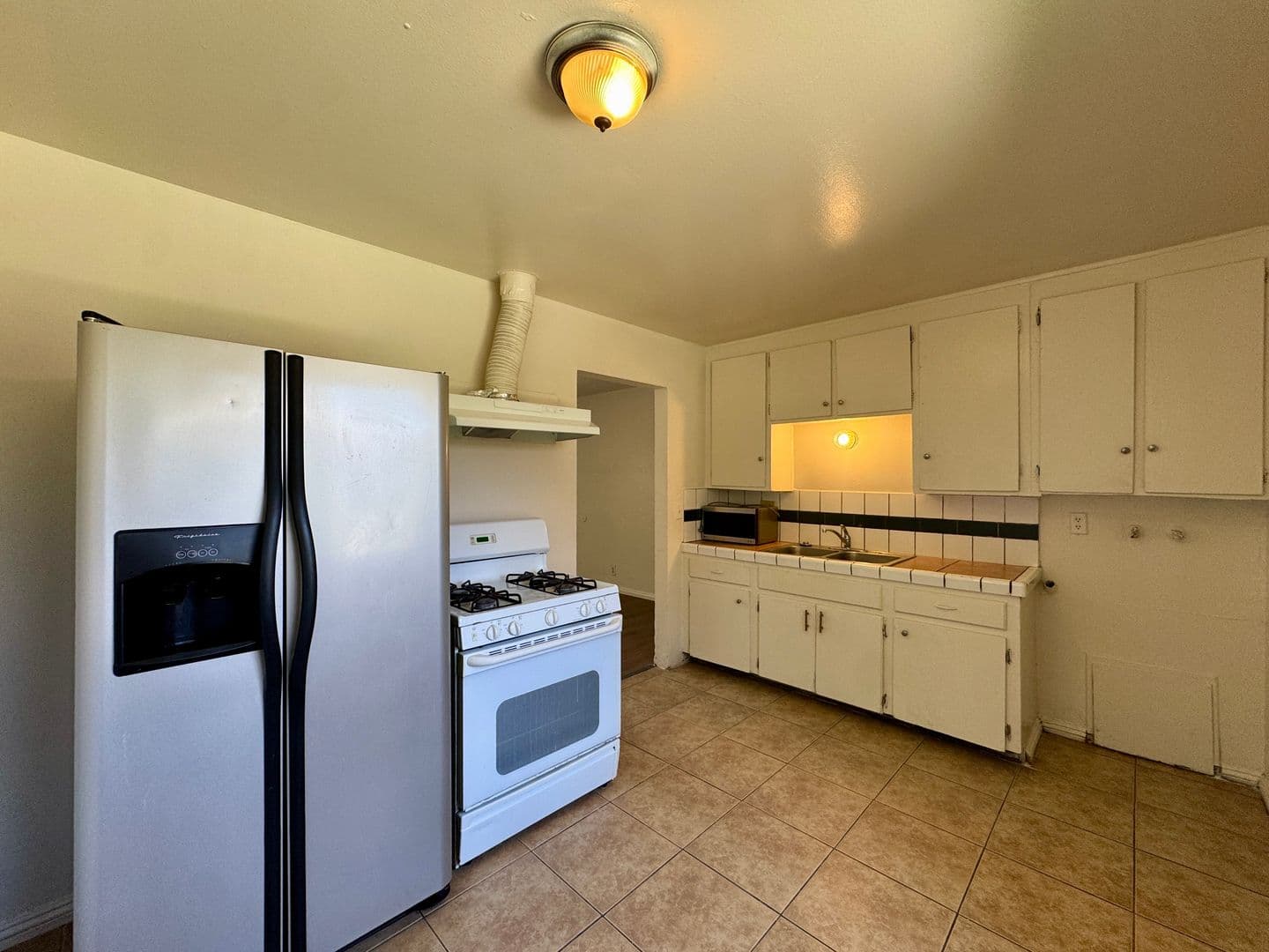 El Monte Apartment: 2717-2725 Maxson Road