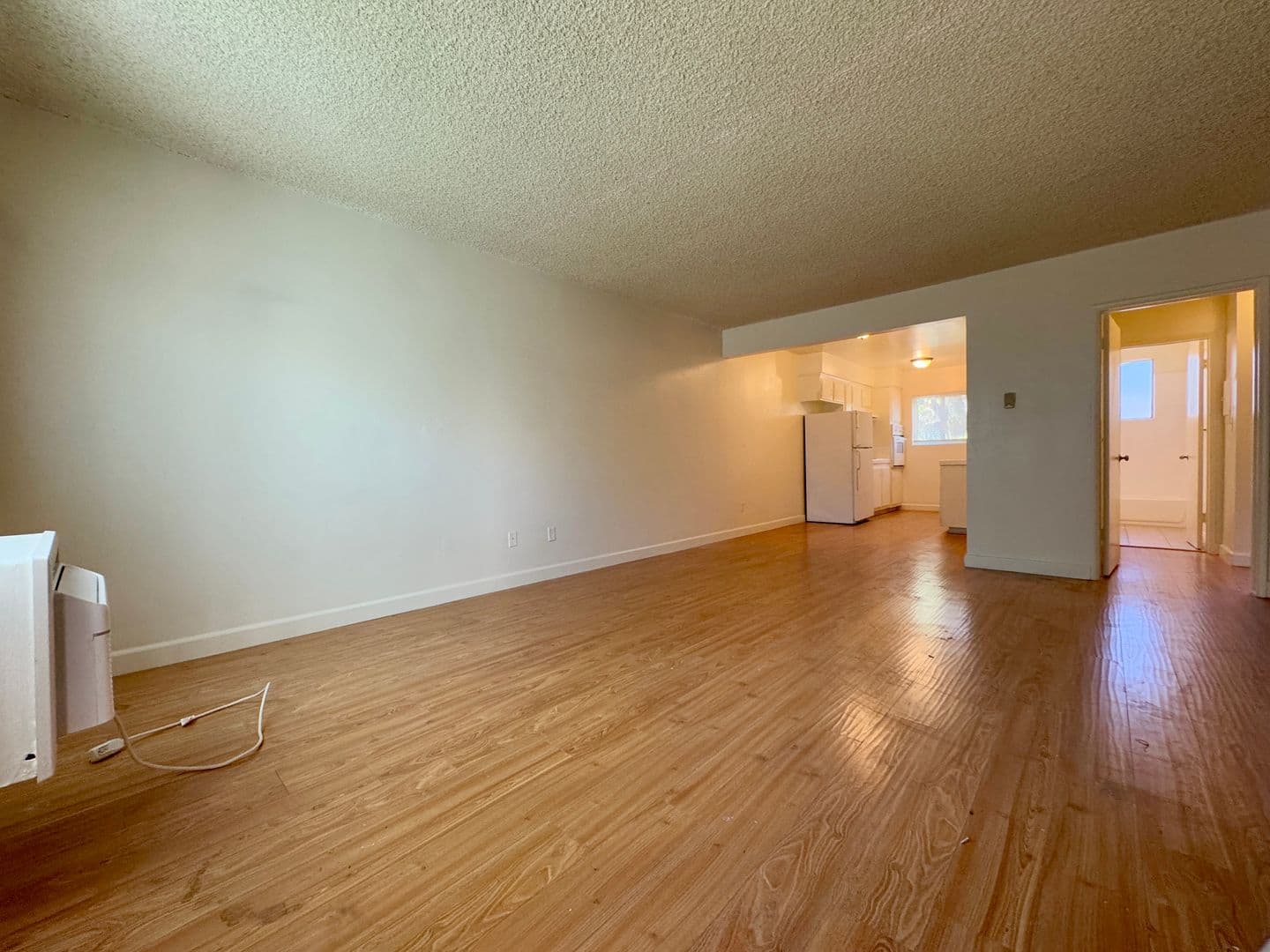 Sierra Madre Apartment: 157 Esperanza Ave.