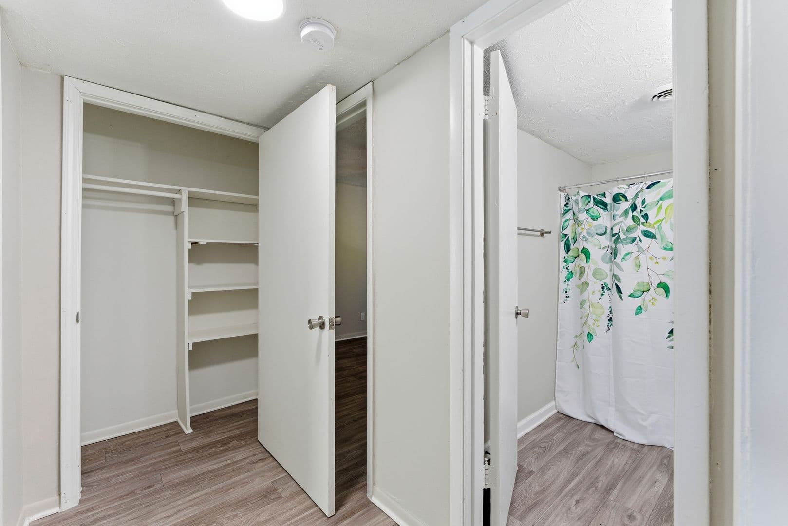 Hapeville Apartment: 558 College Street