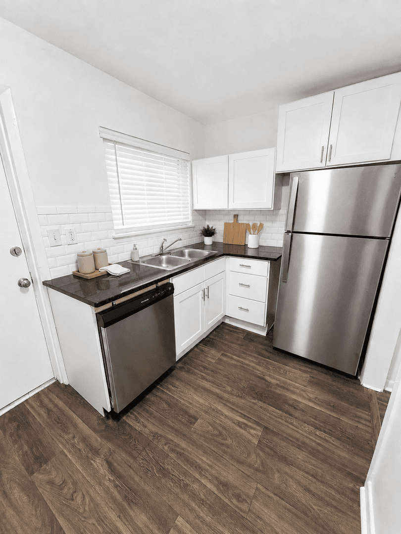Cartersville Apartment: 134 Leake Street