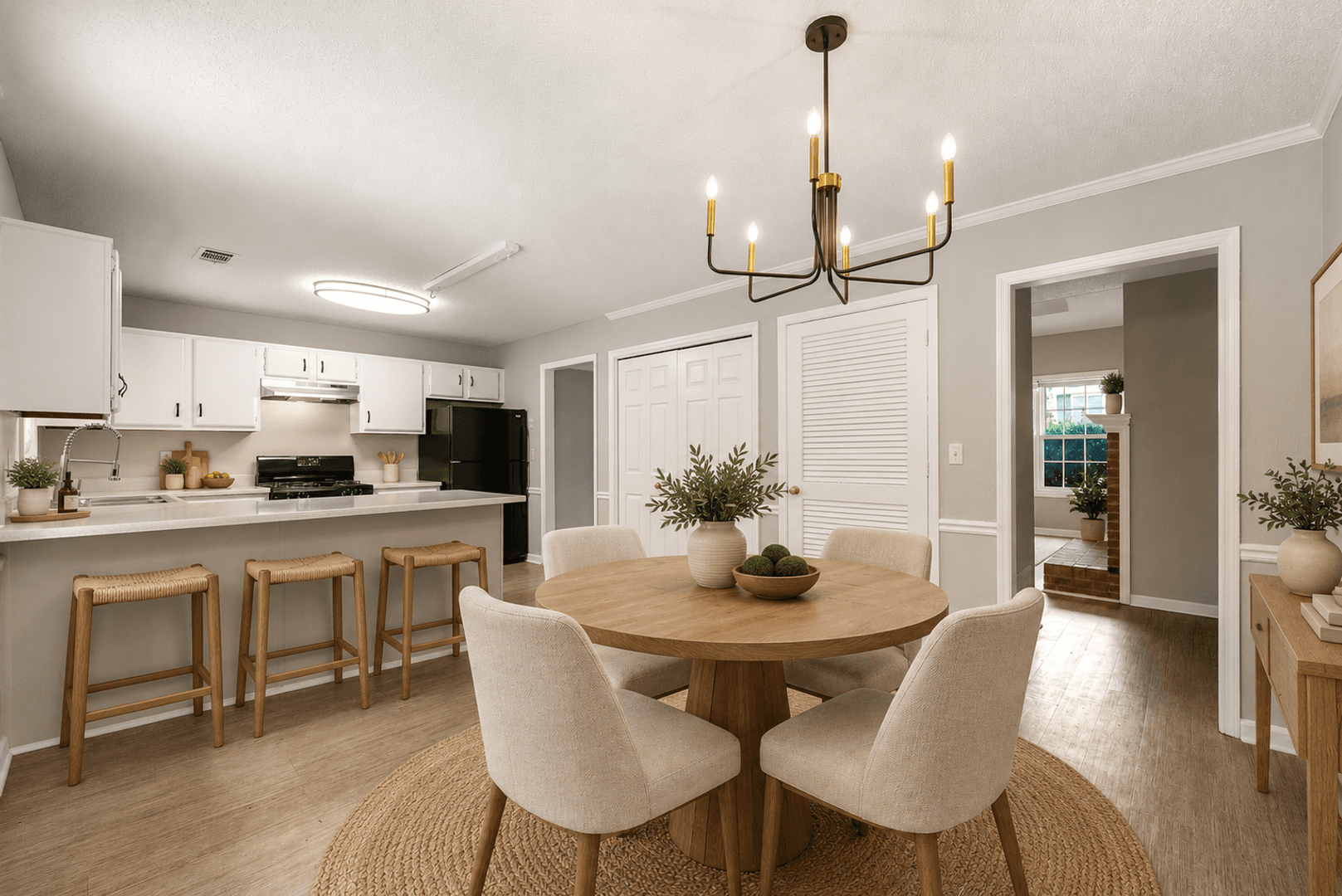 Kennesaw House: 3040 Sand Wedge Circle NW