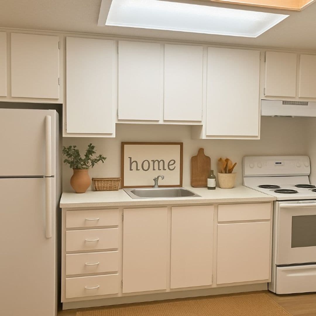 Norcross Apartment: 209 Meadowood Commons