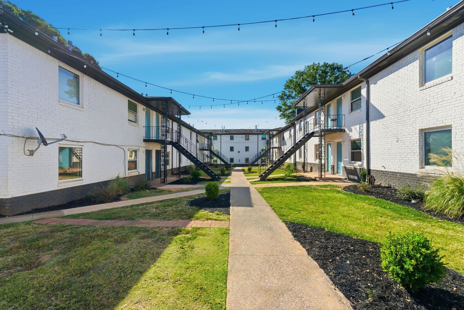 Hapeville Apartment: 558 College Street