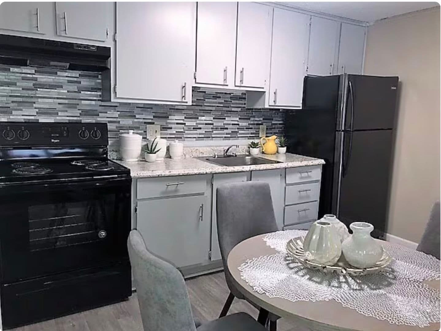 Buford Apartment: 100 Hartford Run NE