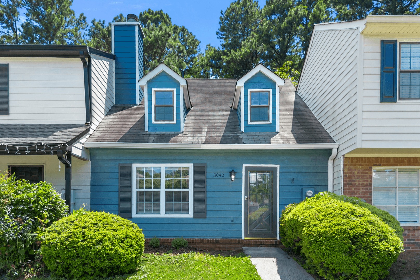 Kennesaw House: 3040 Sand Wedge Circle NW