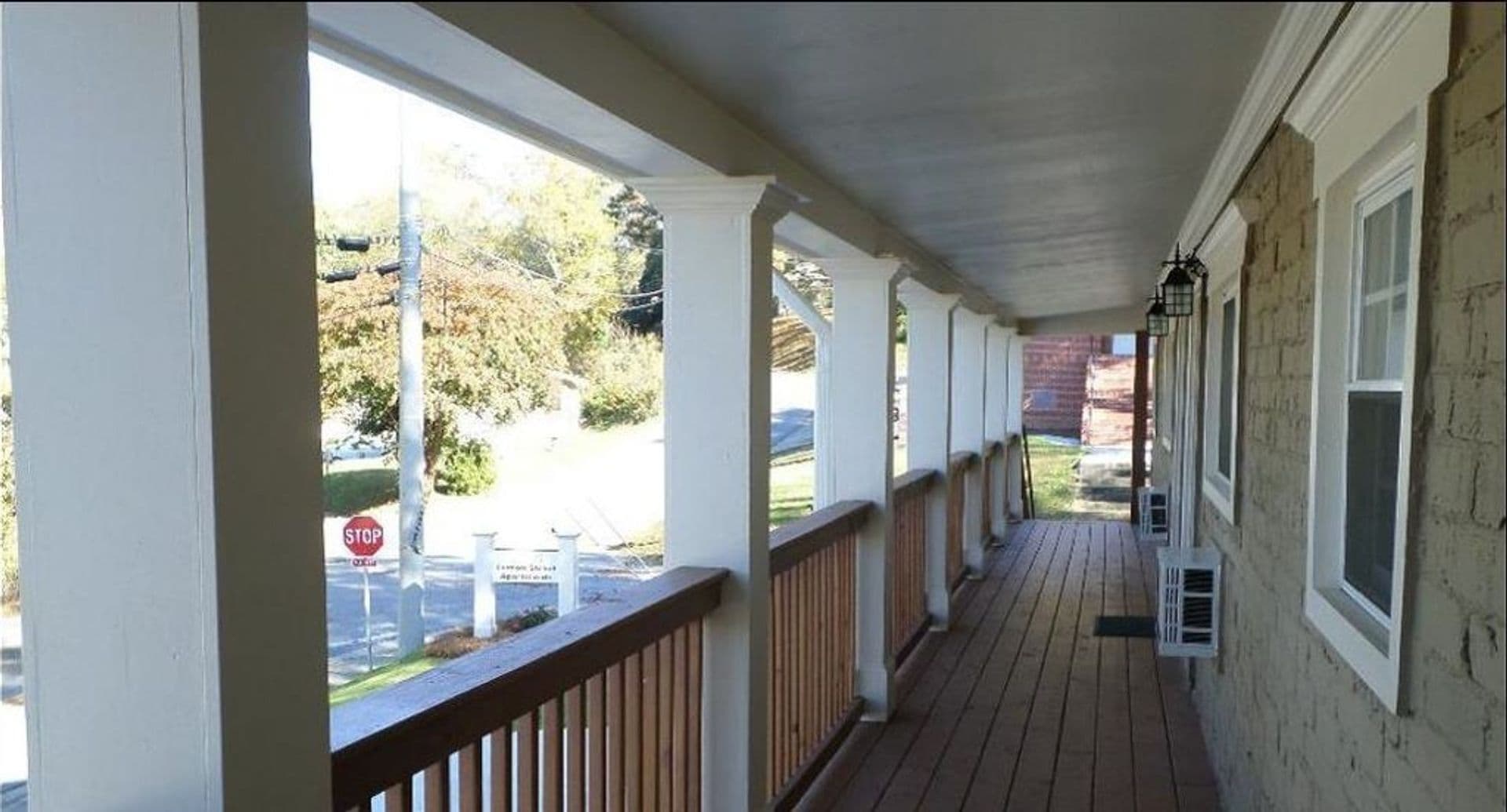 Marietta Apartment: 386 Lemon St