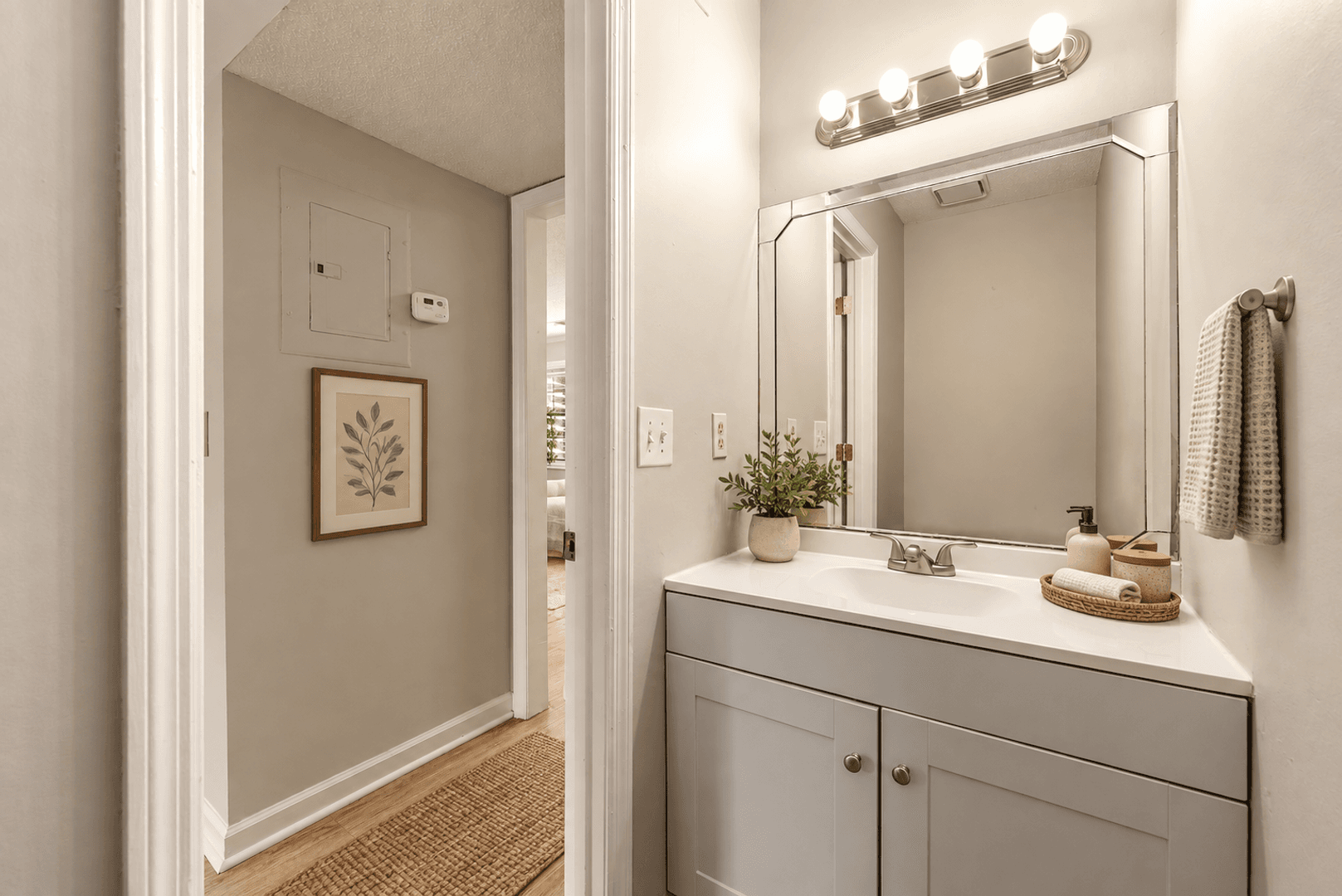 Kennesaw House: 3040 Sand Wedge Circle NW