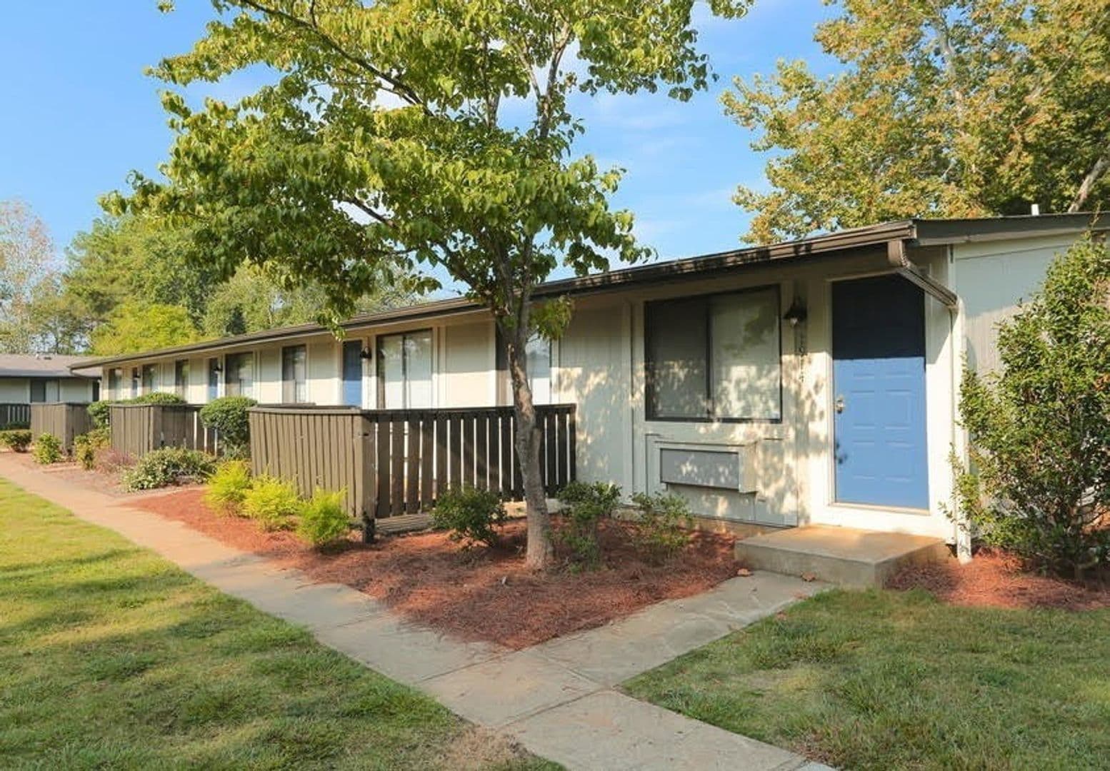 Norcross Apartment: 209 Meadowood Commons