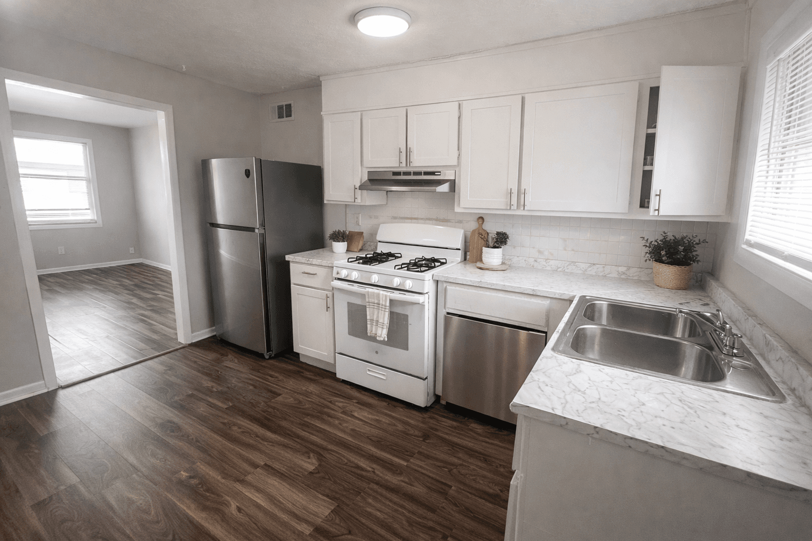 Hapeville Apartment: 558 College Street