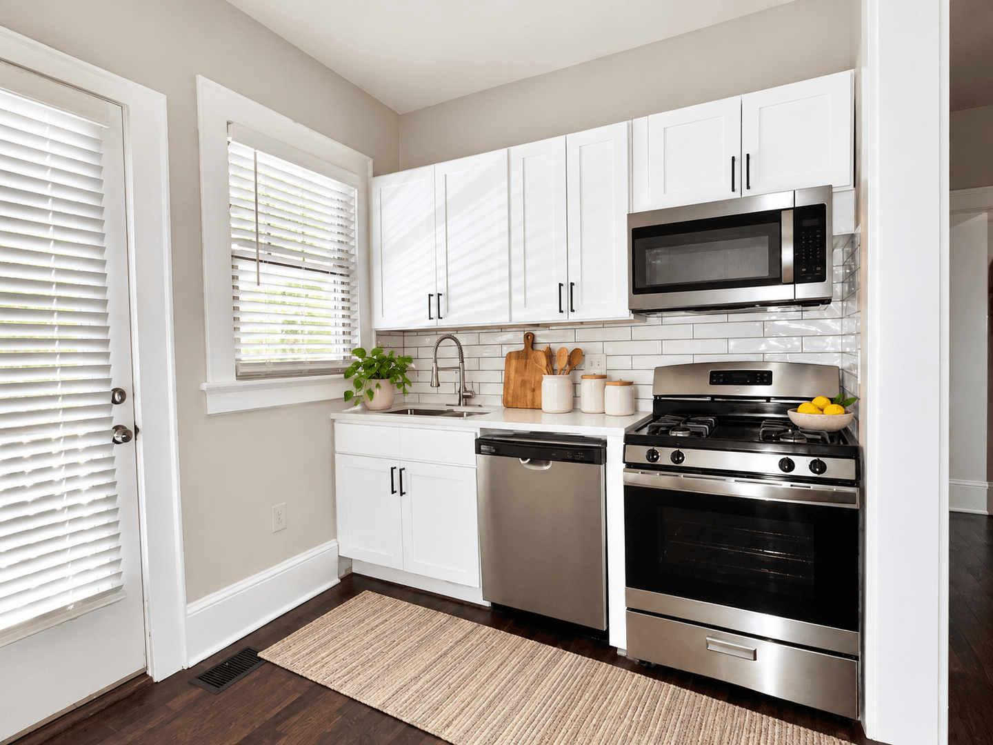 Atlanta Apartment: 856 Ponce De Leon Ave NE