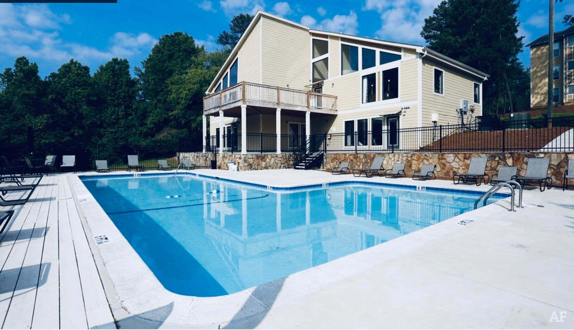 Norcross Apartment: 1400 Chase Ln