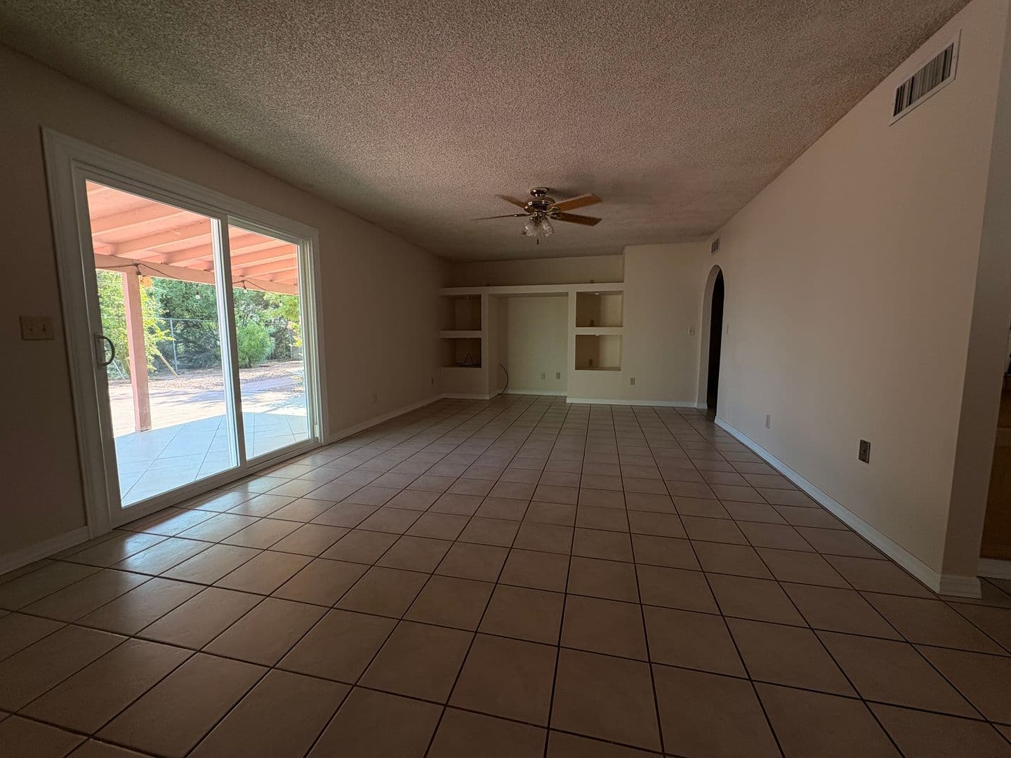 TUCSON House: 7311 N IRON BELL PL