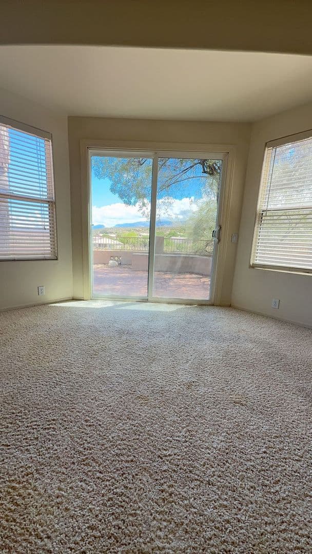 ORO VALLEY House: 10110 N BIGHORN BUTTE DR.