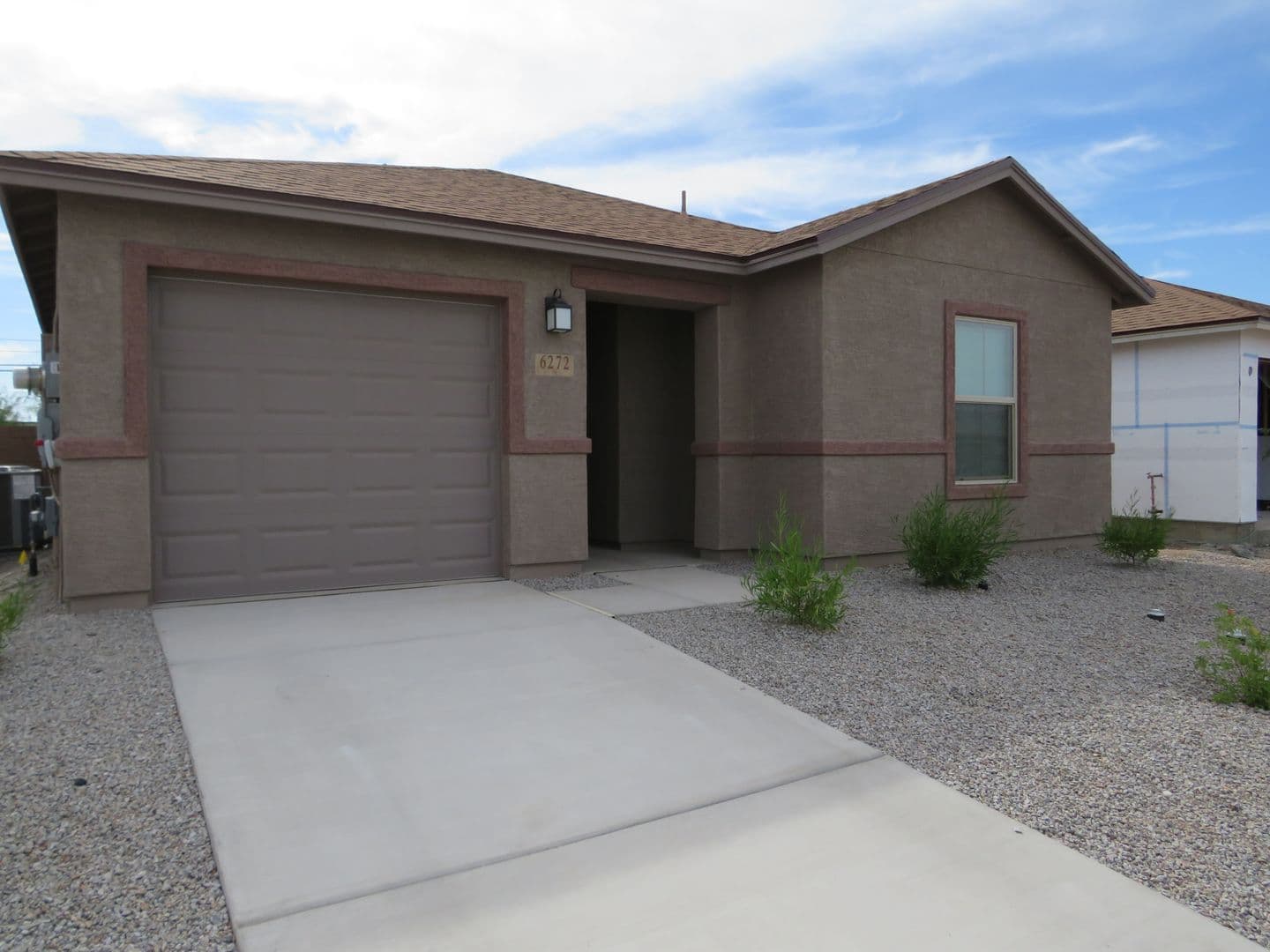 TUCSON House: 6272 S SPRUCE GOOSE AVE