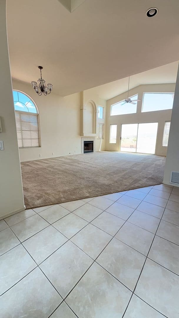 ORO VALLEY House: 10110 N BIGHORN BUTTE DR.