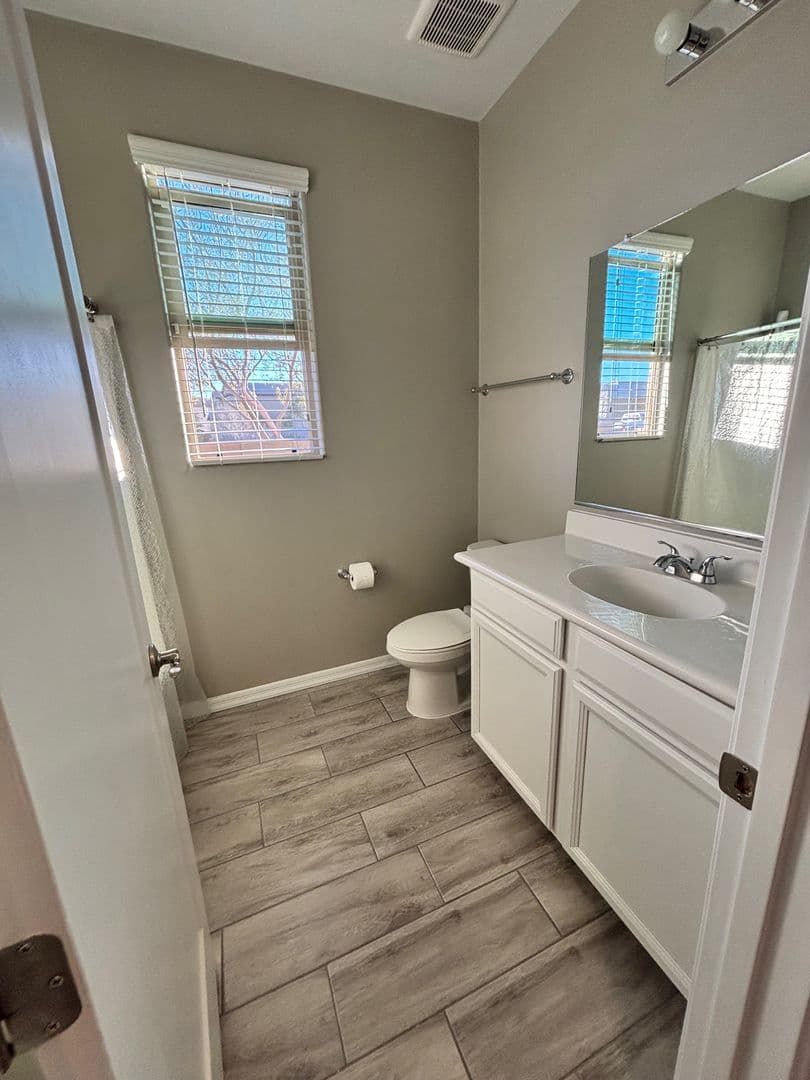 Marana House: 12329 N Larisa Dr