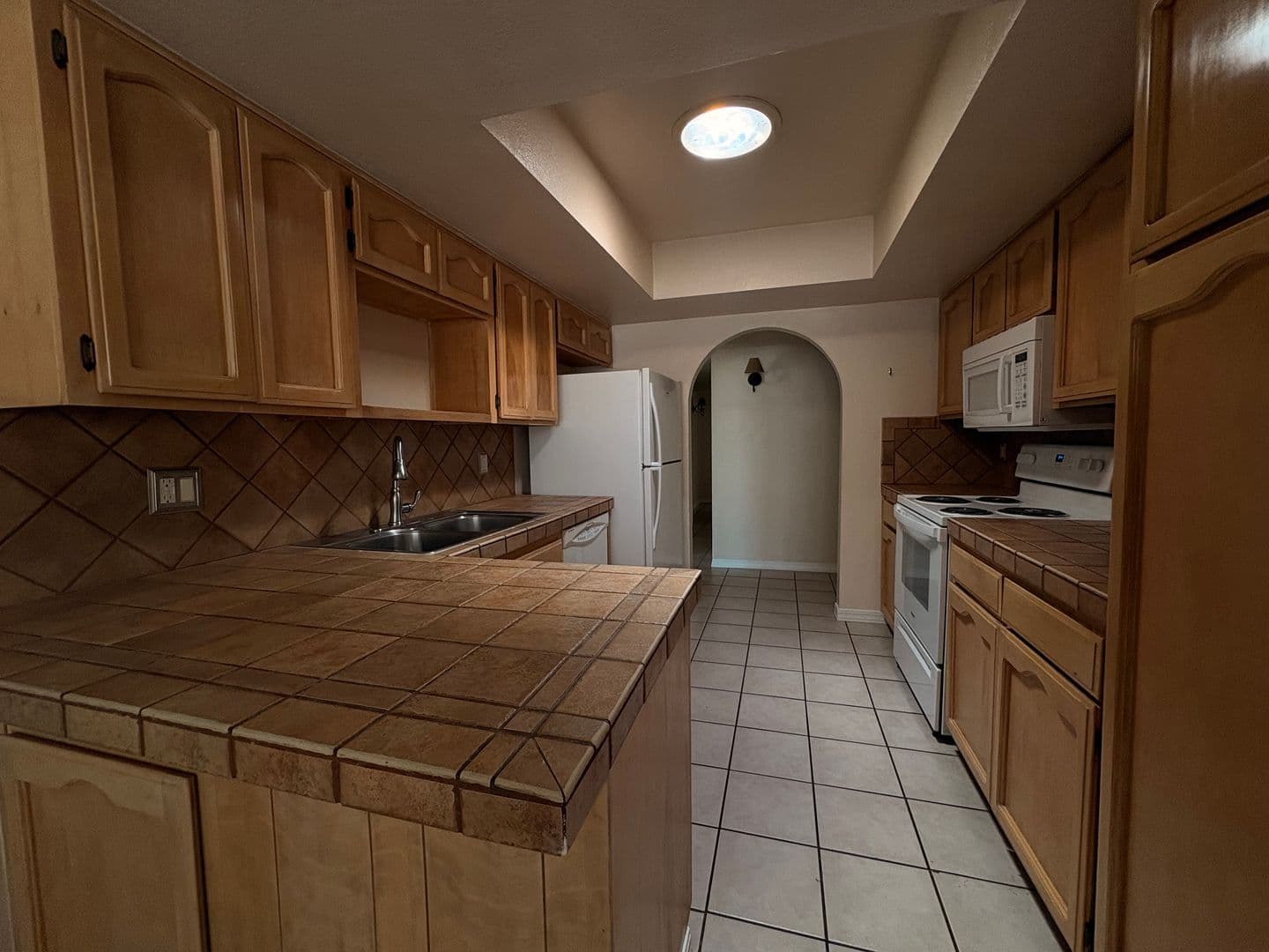 TUCSON House: 7311 N IRON BELL PL