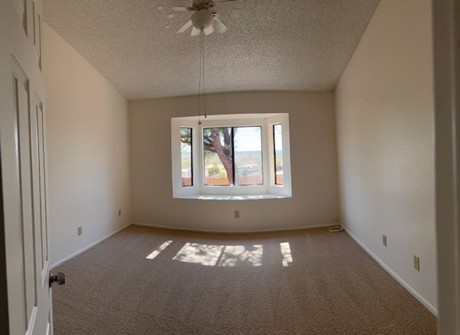 TUCSON House: 3884 S. WAYSIDE LN