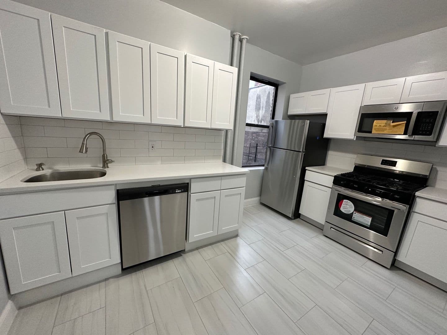 West New York Apartment: 6412 Park Avenue