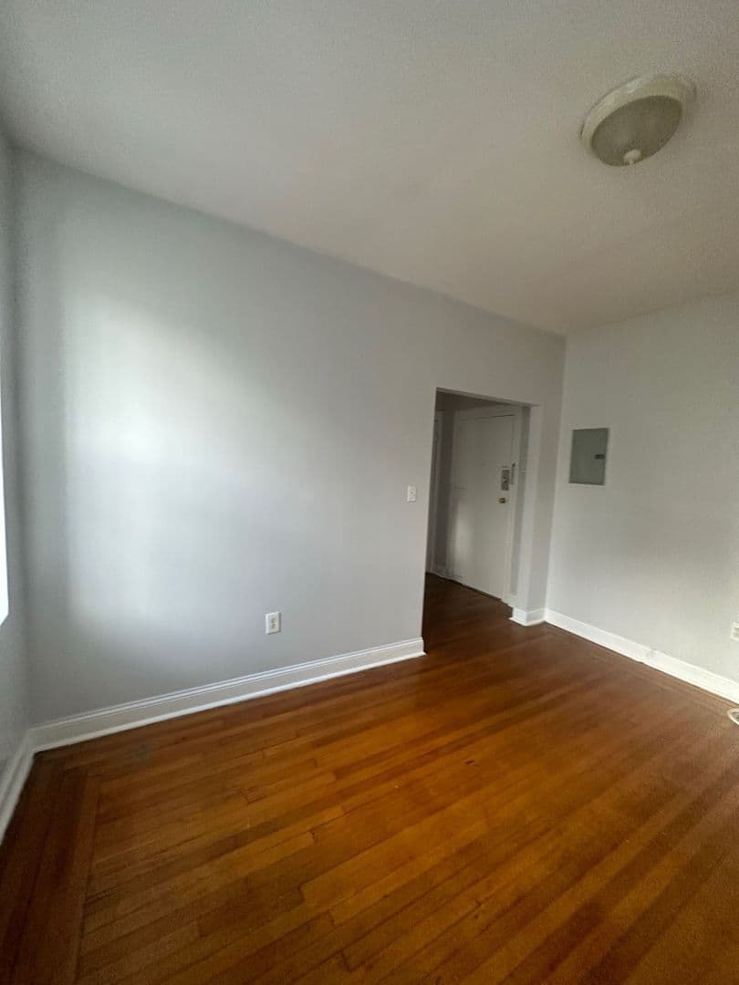 Union City Apartment: 509 47th Street