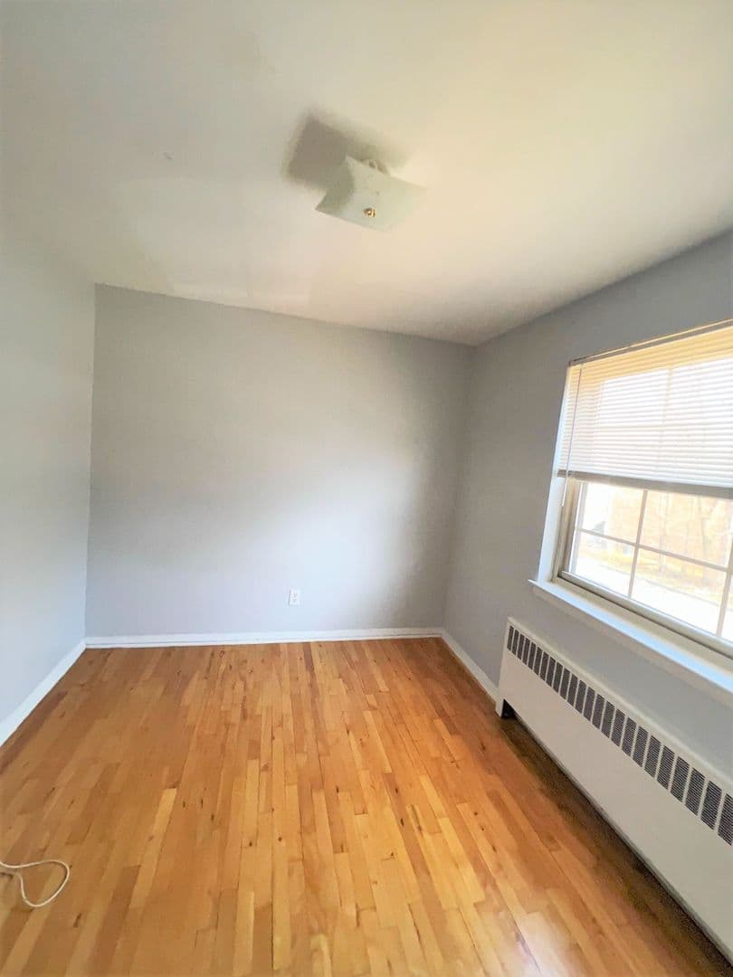 New Providence Apartment: 48 Southgate Road
