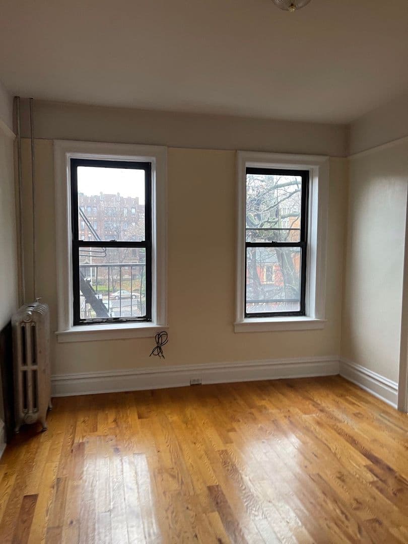 Jersey City Apartment: 343 Fairmount Avenue