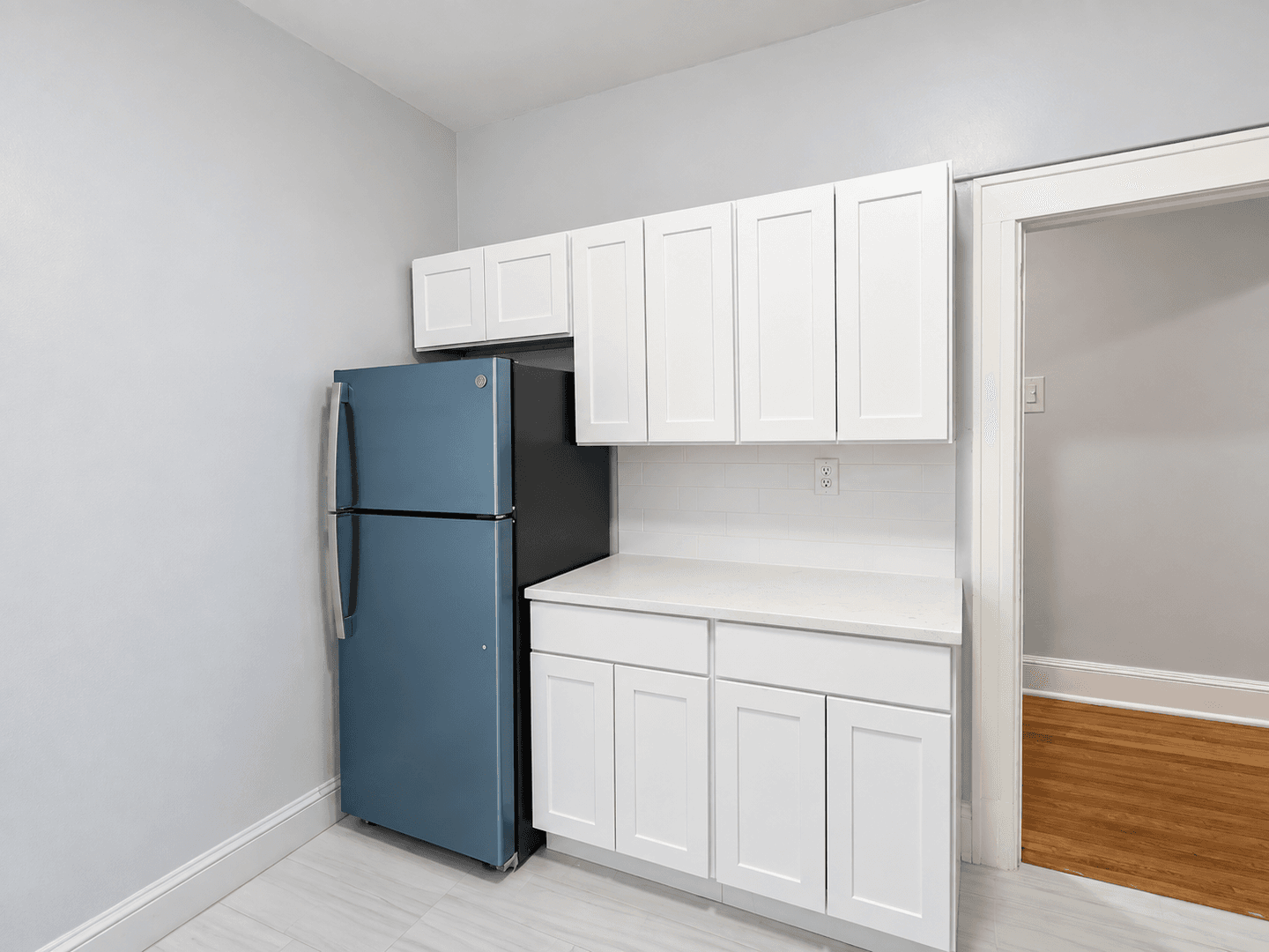 Bloomfield Apartment: 48 Hill Street