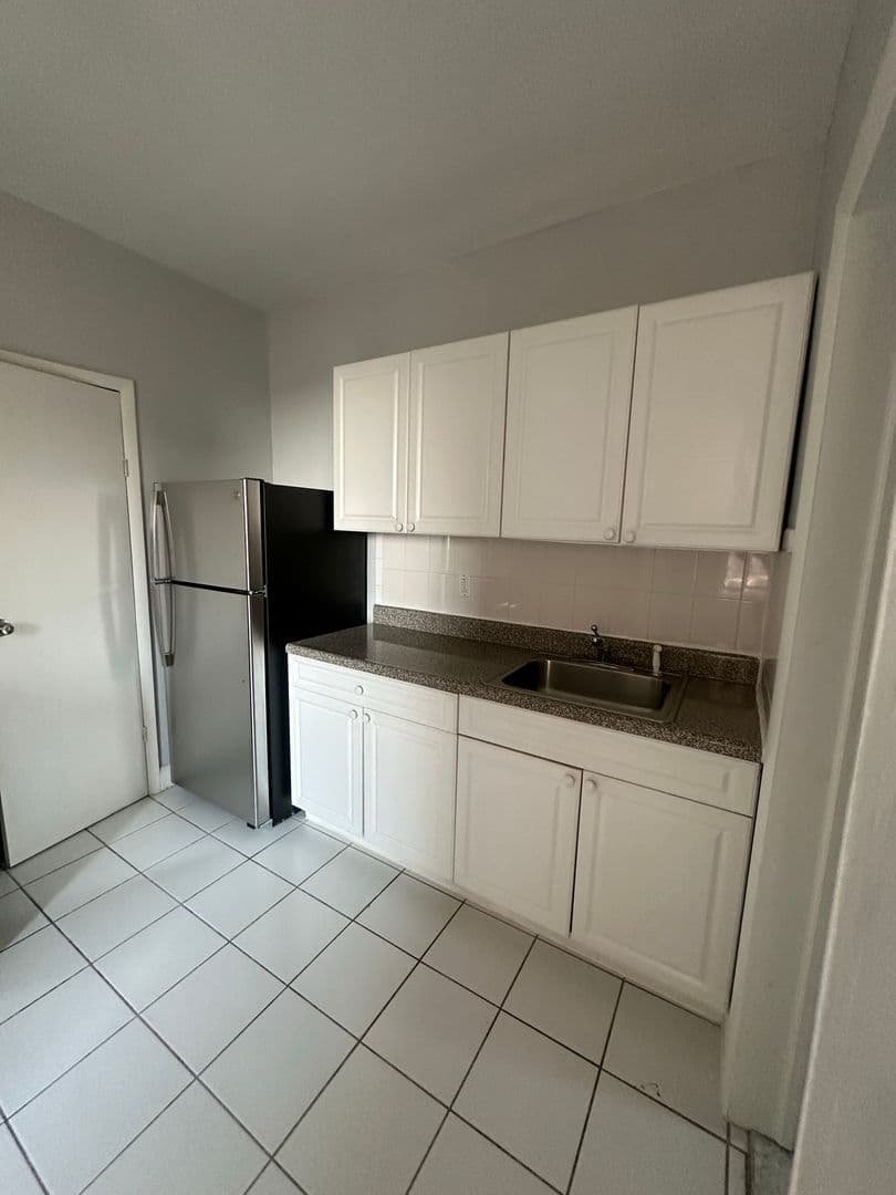 Union City Apartment: 509 47th Street
