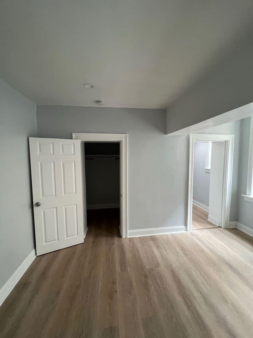 Jersey City Apartment: 343 Fairmount Avenue