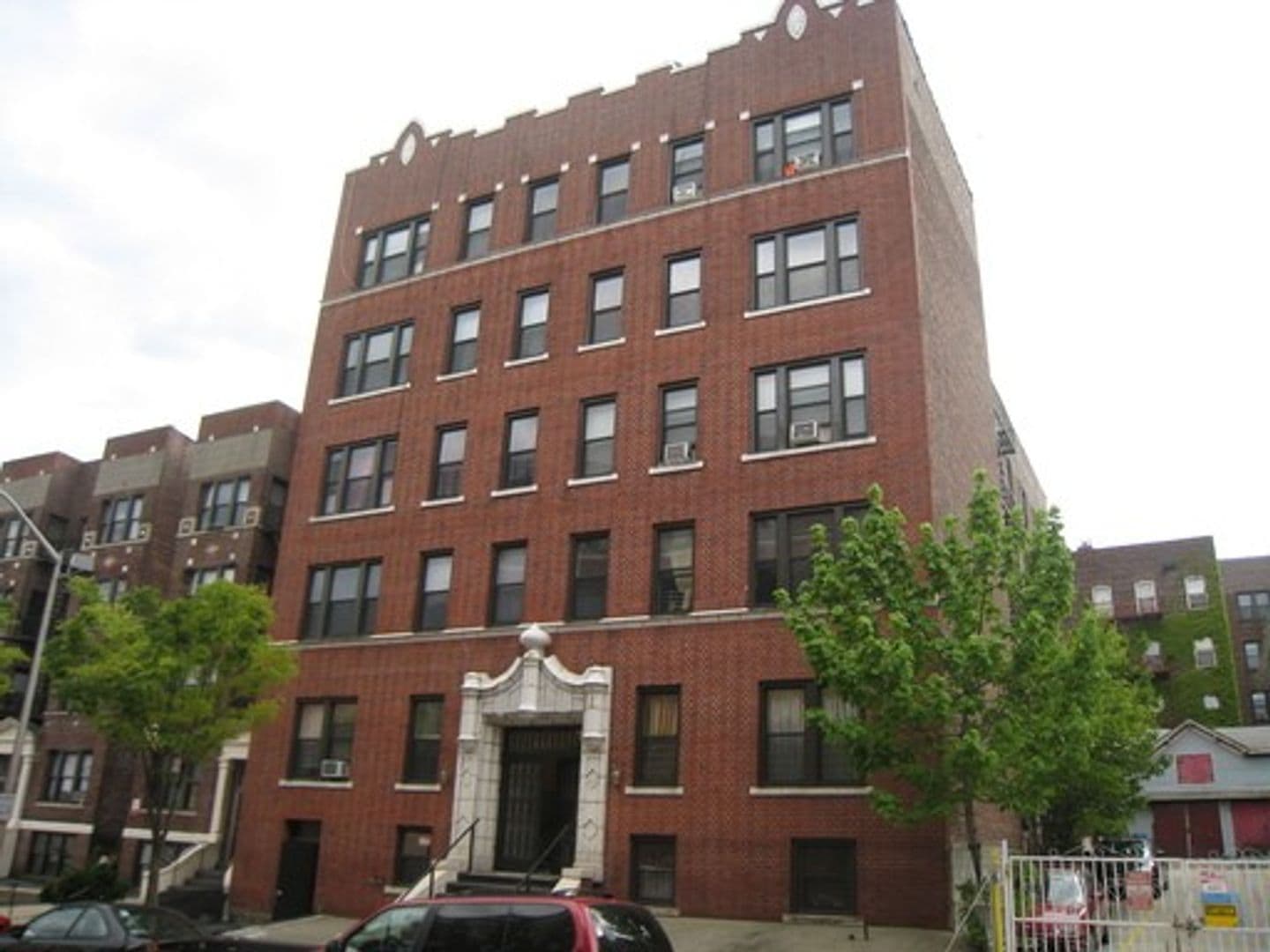 Jersey City Apartment: 321 Fairmount Avenue
