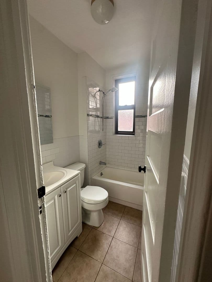 Union City Apartment: 3401 Park Avenue