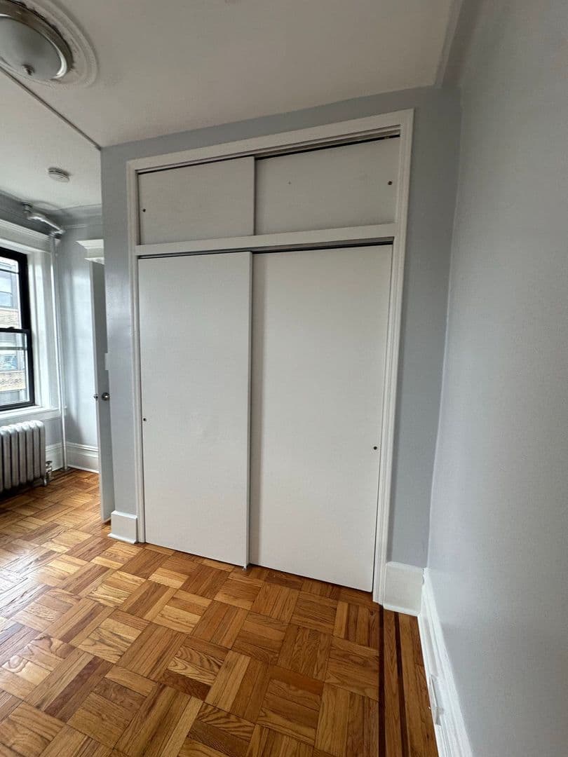 Union City Apartment: 4603 Hudson Avenue
