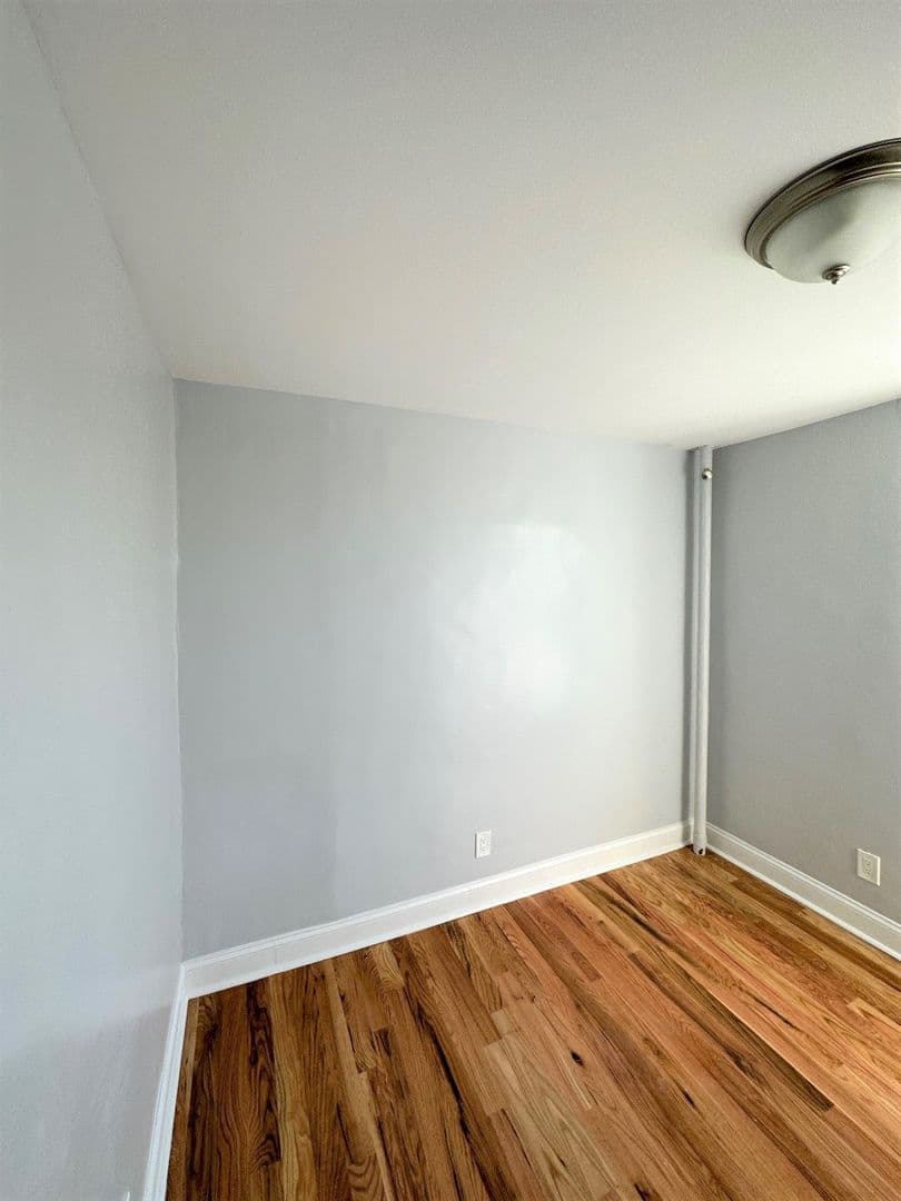 Weehawken Apartment: 4614 Park Avenue